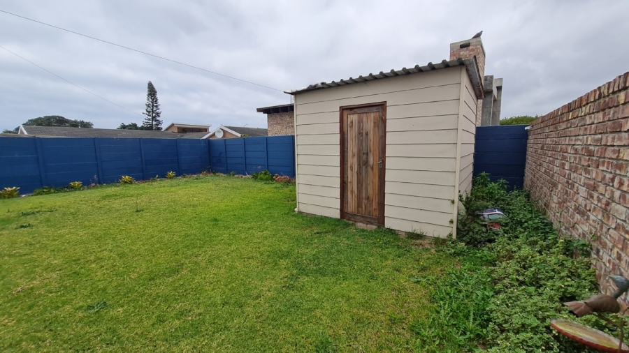6 Bedroom Property for Sale in Dana Bay Western Cape